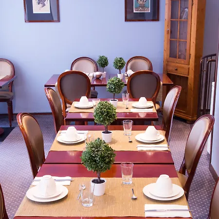 Hotel Sagitta 3*