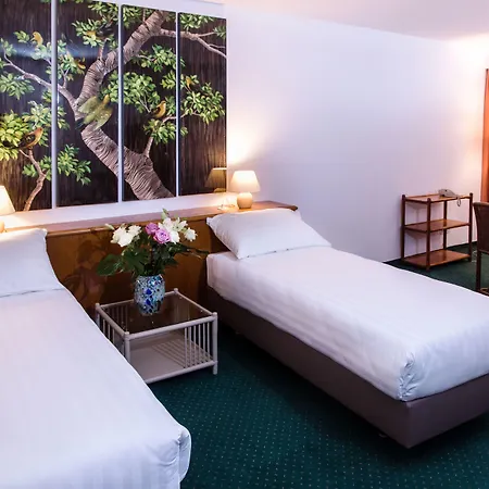 Hotel Sagitta 3*